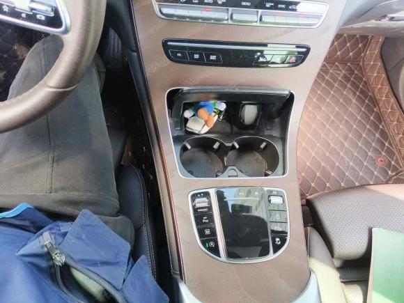 [上海·沪G] 二手奔驰奔驰GLC2020款 GLC 300 L 4MATIC 动感型