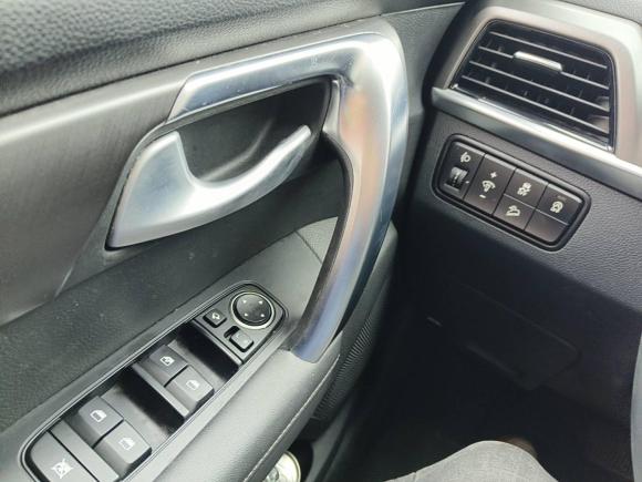 [上海·沪F] 二手起亚智跑2018款 2.0L 自动智享豪华版 国V