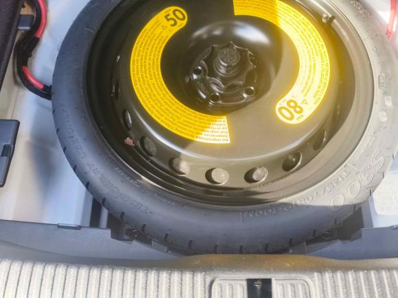 [上海·沪C] 二手奥迪奥迪A4L2018款 30周年年型 30 TFSI 进取型