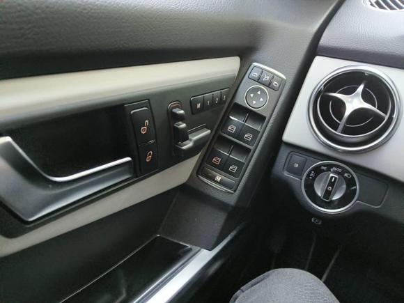 [上海·沪E] 二手奔驰奔驰GLK级2015款 GLK 260 4MATIC 时尚型 极致版