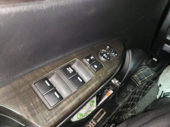 [广州·粤T] 二手本田雅阁2015款 2.4L EXN 豪华导航版