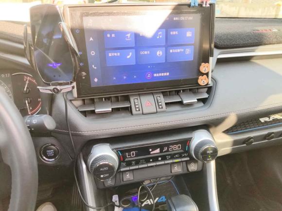 [上海·沪D] 二手丰田RAV4荣放2022款 2.0L CVT两驱风尚Plus版