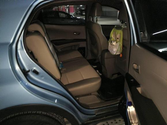 [上海·鲁F] 二手双龙柯兰多2011款 2.0T 柴油两驱手动舒适导航版