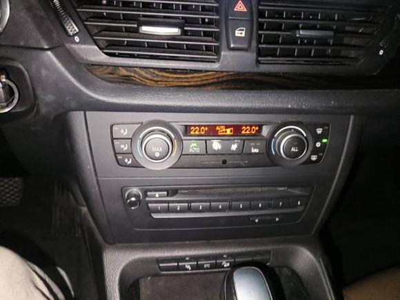 [上海·沪E] 二手宝马宝马X12010款 xDrive28i