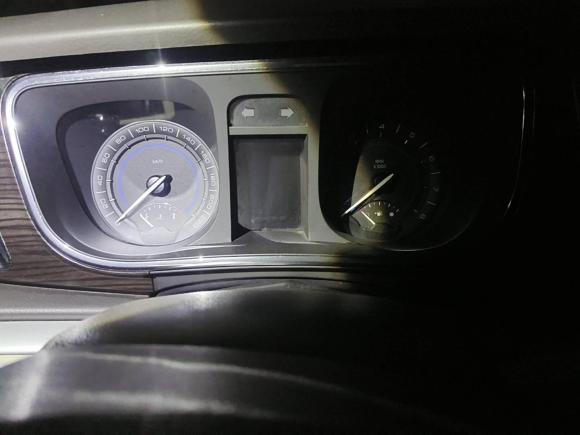 [杭州·浙A] 二手别克别克GL82011款 3.0L GT豪华商务豪雅版