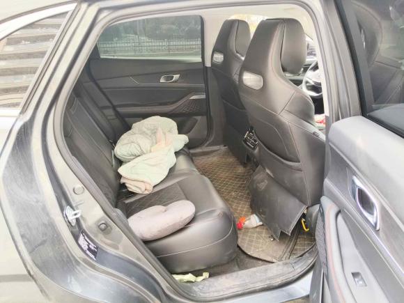 [杭州·浙A] 二手长安长安UNI-K 智电iDD2022款 蓝鲸iDD 130km 1.5T 卓越型