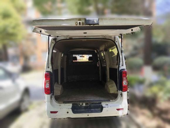 [武汉·鄂A] 二手长安凯程长安睿行EM802023款 平顶背掀门2座60kW 41.932kWh