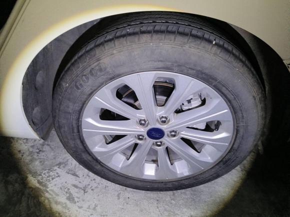 [深圳·粤X] 二手福特福睿斯2015款 1.5L 自动时尚型