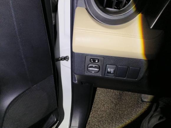 [成都·川A] 二手丰田RAV4荣放2013款 2.0L CVT两驱都市版