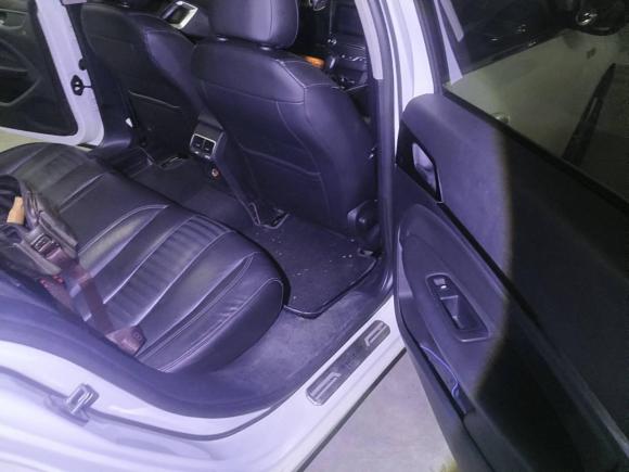 [深圳·粤B] 二手标致标致4082014款 1.6T 自动尊贵版