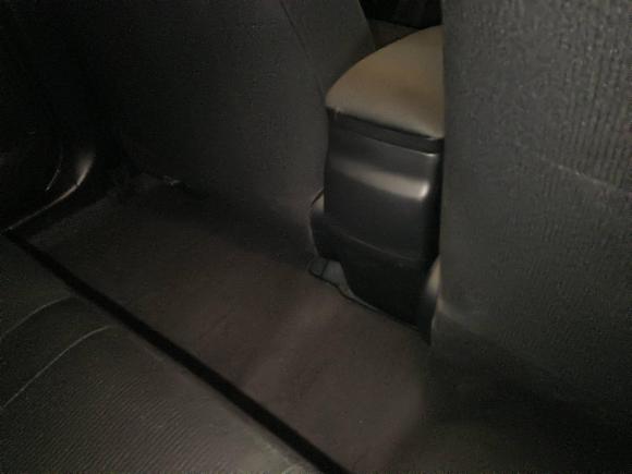 [广州·粤A] 二手丰田雷凌2016款 双擎 1.8H GS E-CVT精英天窗版