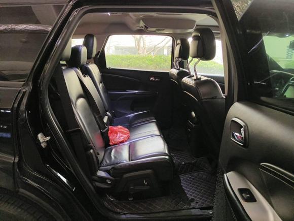 [青岛·鲁B] 二手道奇酷威2013款 2.4L 两驱尊尚版