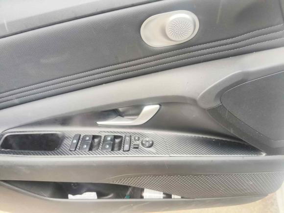 [义乌·赣E] 二手现代伊兰特2023款 1.5L CVT GLX精英版