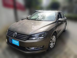 大众帕萨特2011款 1.8TSI 自动尊荣版