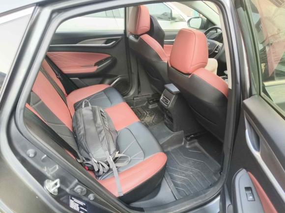 [广州·粤E] 二手长安逸动2022款 PLUS 蓝鲸NE 1.4T GDI DCT尊贵版