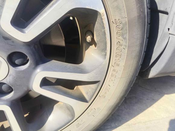 [芜湖·浙L] 二手吉利汽车远景X32017款 1.5L 自动精英型