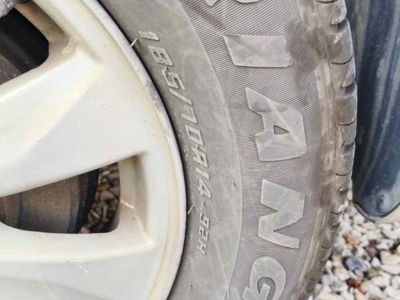 [广州·桂M] 二手五菱汽车五菱宏光2014款 1.5L S标准型