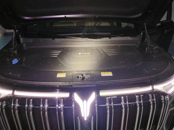 [上海·沪A] 二手岚图汽车岚图梦想家2024款 PHEV 超长续航尊贵版