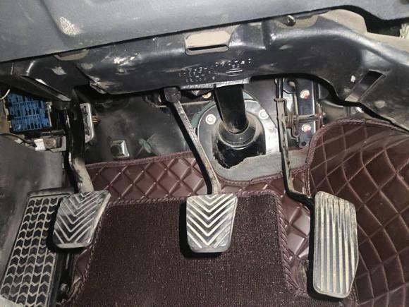 [合肥·皖A] 二手猎豹汽车黑金刚2006款 2.4L 手动四驱