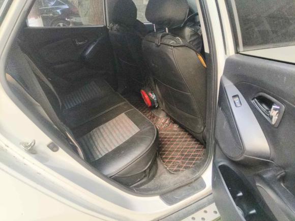 [武汉·鄂A] 二手现代北京现代ix352015款 2.0L 自动两驱智能型 国V