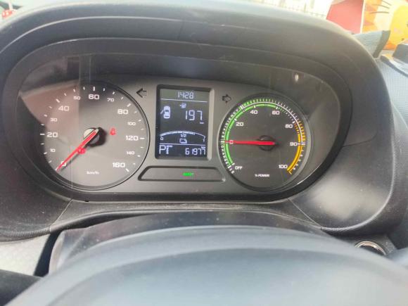 [武汉·鄂A] 二手荣威科莱威CLEVER2021款 302km卓越版