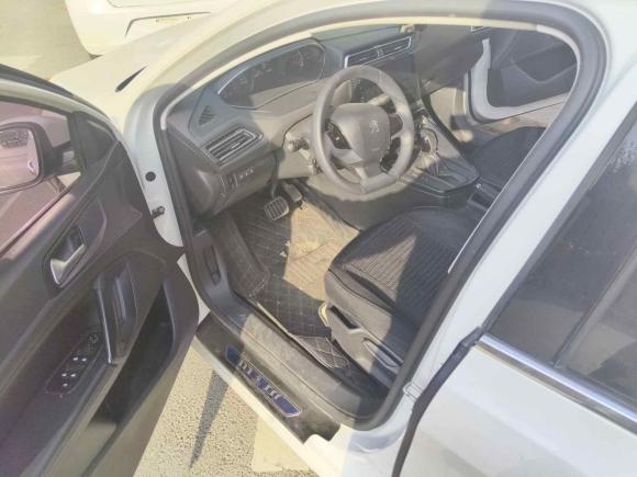 [青岛·鲁B] 二手标致标致3082016款 1.6L 自动时尚版