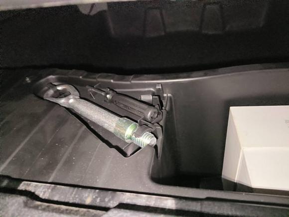 [上海·沪B] 二手宝马宝马X52017款 xDrive28i