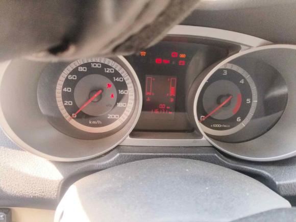 [温州·浙C] 二手陆风陆风X82011款 2.5T 柴油4X4豪华型