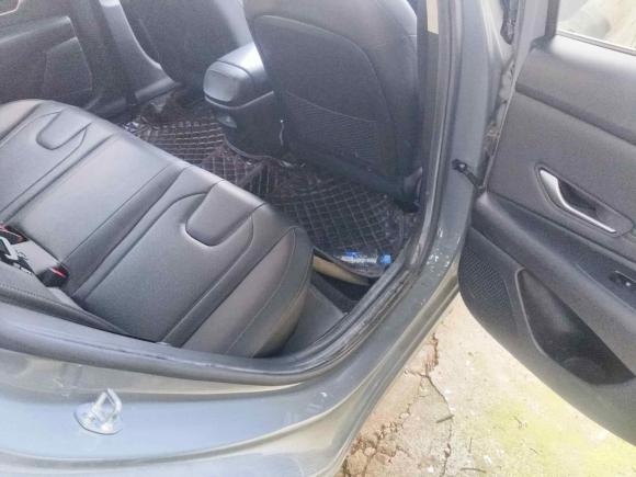 [南昌·赣A] 二手现代伊兰特2021款 1.5L CVT LUX尊贵版