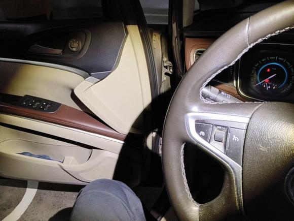 [杭州·浙A] 二手别克别克GL82014款 3.0L GT豪华商务豪雅版