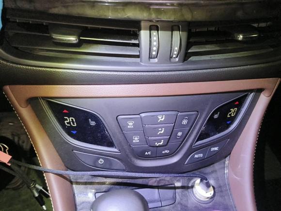 [深圳·粤B] 二手别克昂科威Plus2014款 28T 四驱精英型