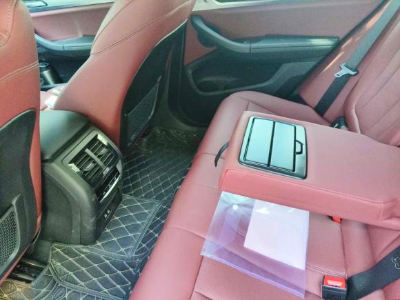 [上海·沪E] 二手宝马宝马X42022款 xDrive 25i M运动套装