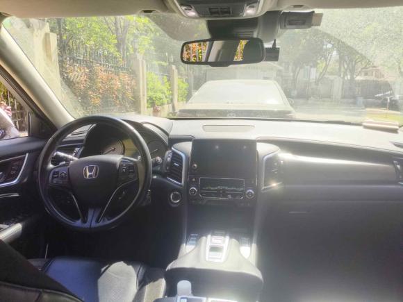 [苏州·苏U] 二手本田冠道2017款 370TURBO 四驱至尊版