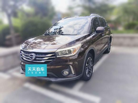 广汽传祺传祺GS42017款 235T 自动两驱精英版「青岛二手车」「天天拍车」