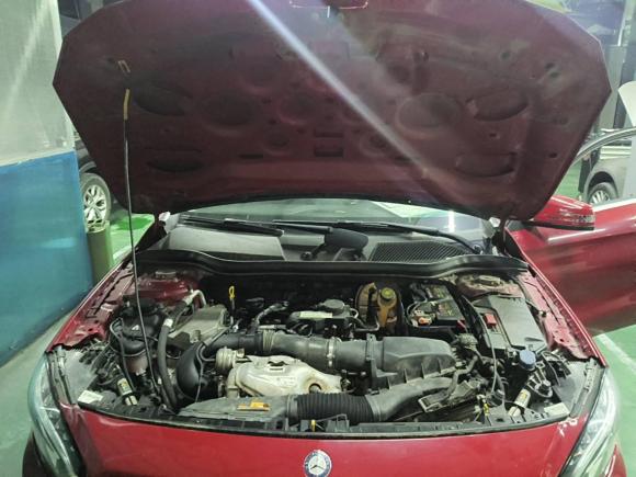 [常州·苏D] 二手奔驰奔驰GLA2015款 GLA 220 4MATIC 时尚型