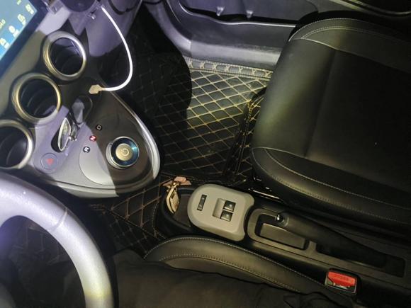 [杭州·浙A] 二手欧拉欧拉黑猫2021款 351km 标准型