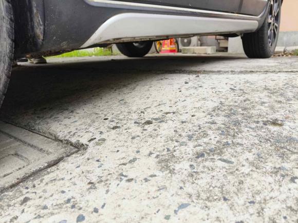 [上海·粤G] 二手吉利汽车远景X32017款 1.5L 手动精英型