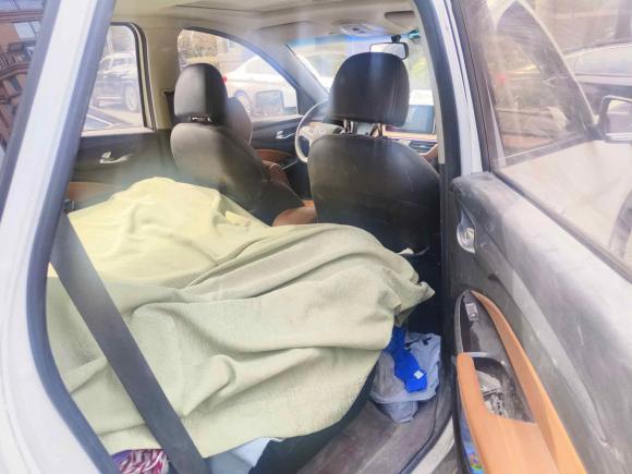 [上海·苏K] 二手五菱汽车五菱宏光S32018款 1.5L 手动豪华型 国V