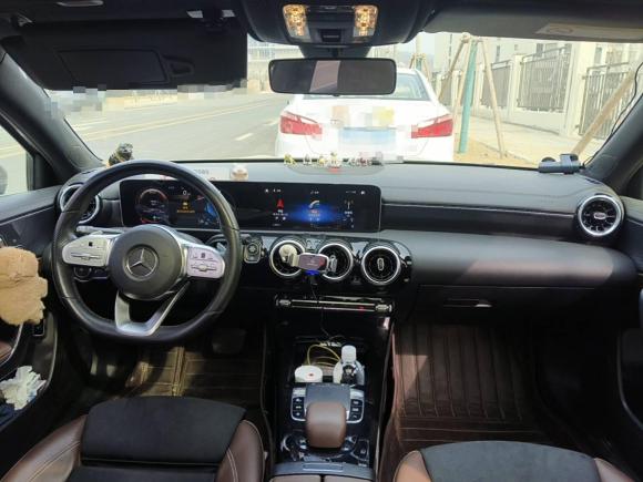 [青岛·鲁C] 二手奔驰奔驰A级2019款 A 200 L 运动轿车