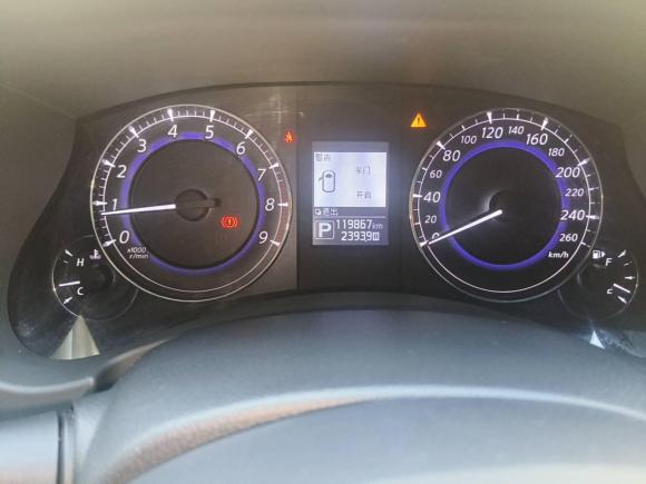 [上海·沪A] 二手英菲尼迪英菲尼迪QX502015款 2.5L 悦享版