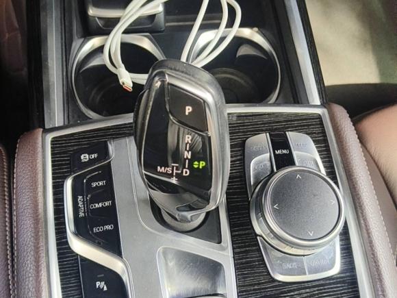 [成都·川A] 二手宝马宝马7系2018款 730Li 领先型 M运动套装