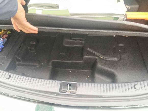 [合肥·皖A] 二手奔驰奔驰C级2021款 C 260 L 运动星耀臻藏版