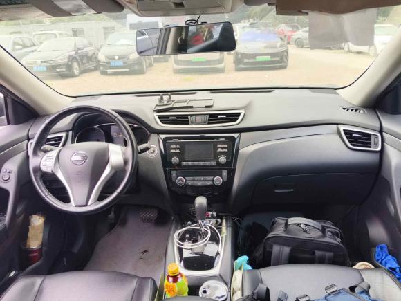 [上海·沪H] 二手日产奇骏2015款 2.0L CVT舒适MAX版 2WD