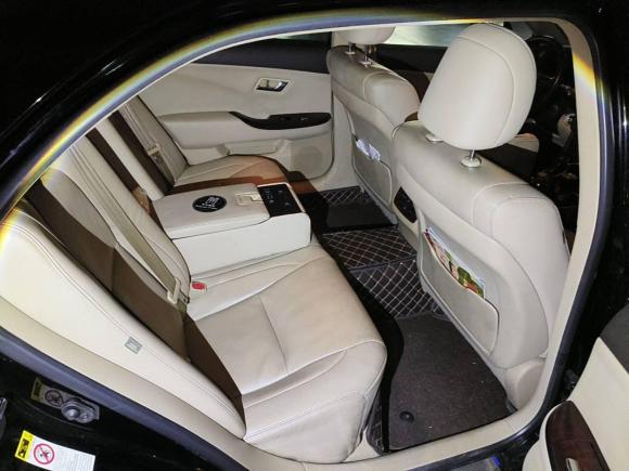 [南通·苏F] 二手丰田皇冠2010款 2.5L Royal 真皮天窗版