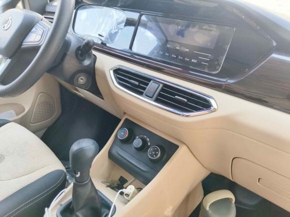 [杭州·浙A] 二手长安跨越跨越星V52021款 1.6L进宝版舒适型DAM16KR