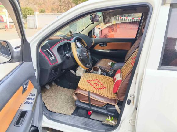 [义乌·浙G] 二手黄海黄海蛟龙2015款 2.8T两驱柴油运动版JE493ZLQ4CB