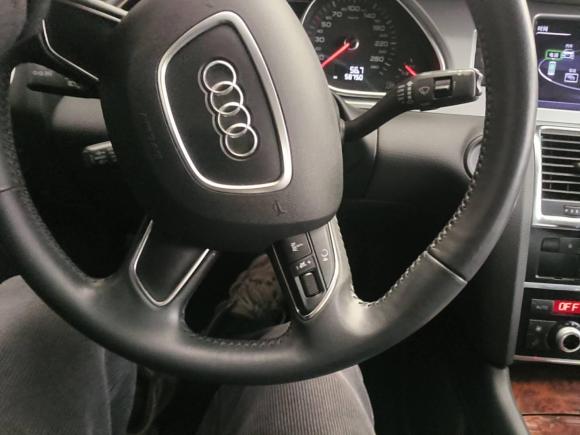 [上海·沪B] 二手奥迪奥迪Q72013款 35 TFSI 进取型