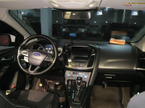 [济南·鲁A] 二手福特福克斯2017款 三厢 EcoBoost 180 自动精英型