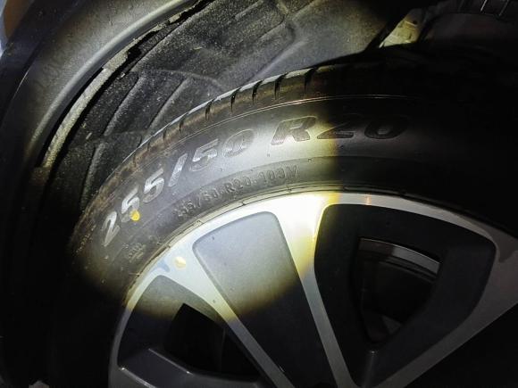 [芜湖·皖B] 二手鸿蒙智行智界R72024款 纯电 802km Max