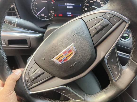 [上海·沪E] 二手凯迪拉克凯迪拉克XT52020款 28T 豪华型